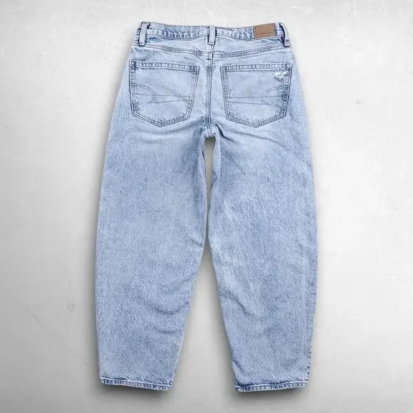 American Eagle Barrel Jeans Women 4 Blue Stone Wash Distressed Y2K - Picture 2 of 12